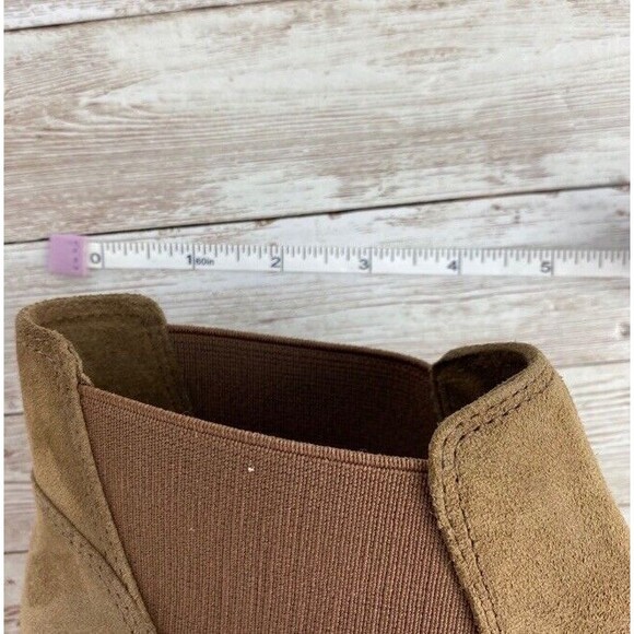 Trask Tatum Wedge Heel Booties Ankle Pull On Round Toe Taupe Tan Oiled Suede 10 - Picture 13 of 14